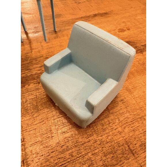 VTG Marx Doll House Furniture Blue Corner Tub Hamper Toilet Sink Chair - Picture 5 of 7